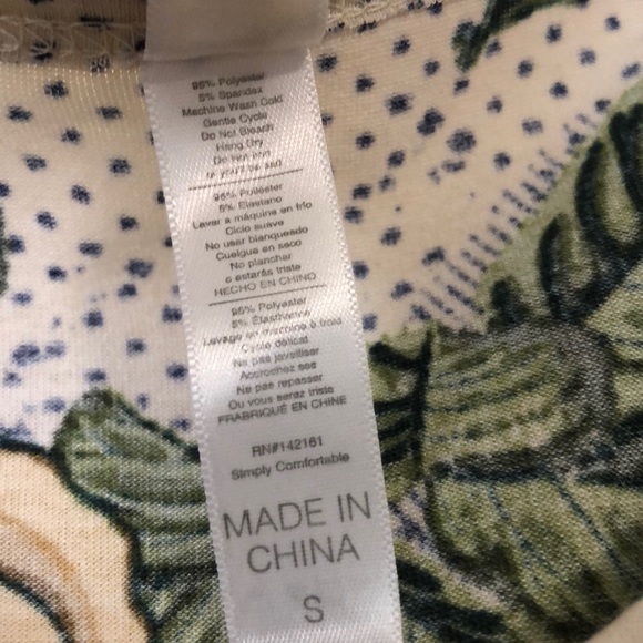 LuLaRoe Irma Top - Picture 4 of 4